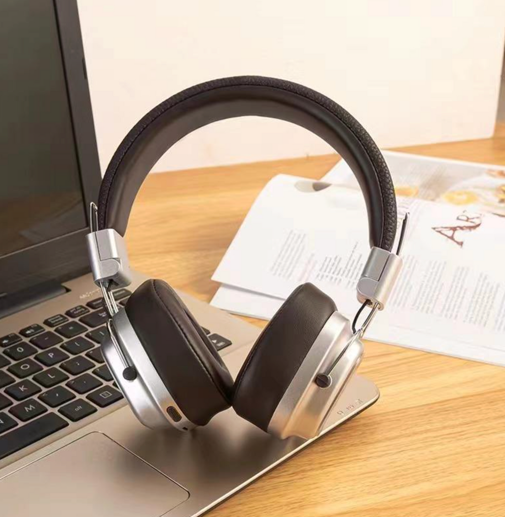 Hifi Bluetooth Gaming Headphones – Wireless Stereo Headset with LED Lights
